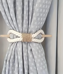 Elegant And Minimalist Holdbacks